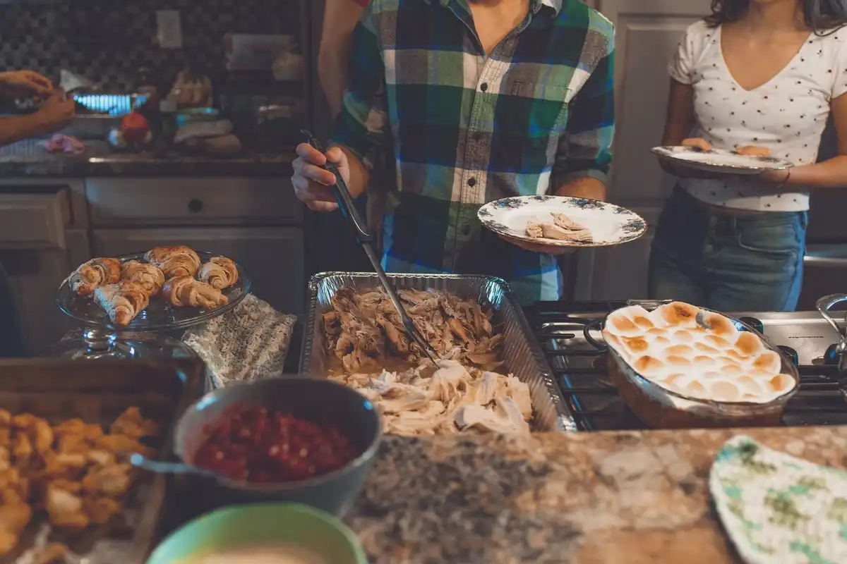 8 Thanksgiving Foods That Wreck Your Teeth